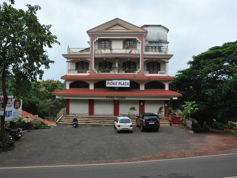 Hotel Picnic Plaza Sangolda Exterior photo